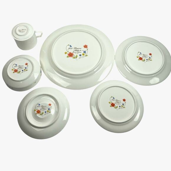Mikasa Bone China Japan 1974-1996 Retired 'Just Flowers' 6-PC Place Setting - Picture 13 of 13